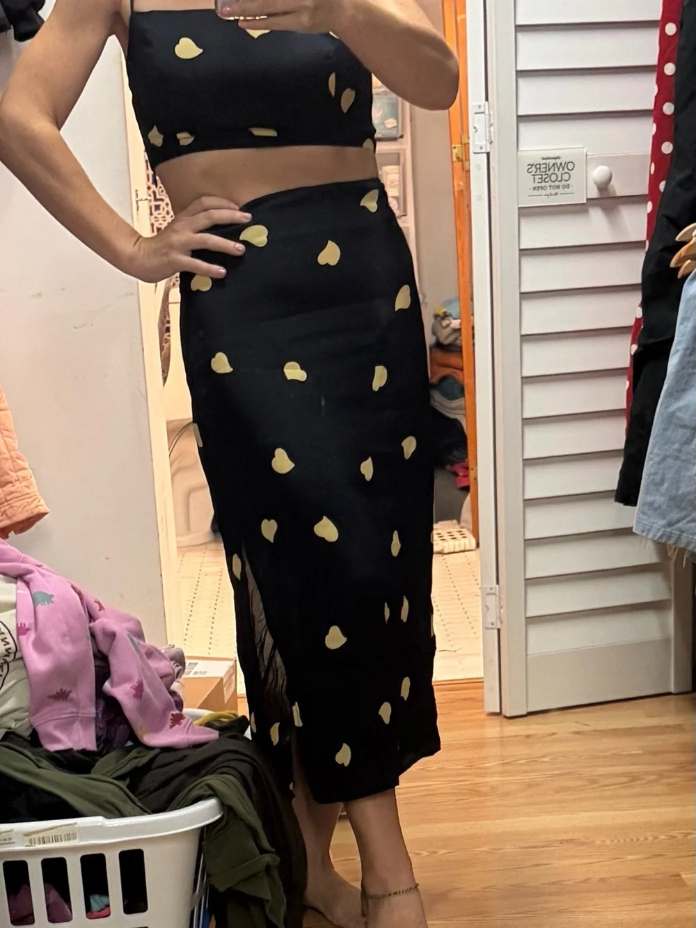 Reformation navy Midi Skirt with yellowy cream Heart Motif